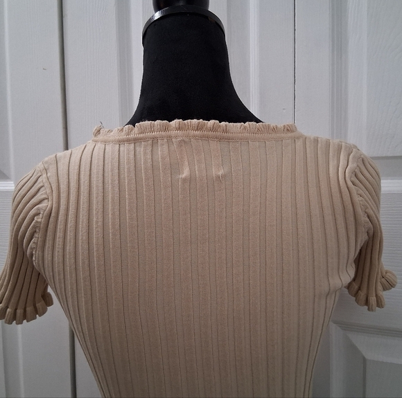 NWOT Princess Polly Beige Cropped & Ribbed Cardigan/ Top    Size S/M - Picture 7 of 16